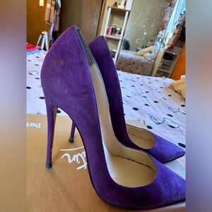Authentic Christian Louboutin 39.5/39